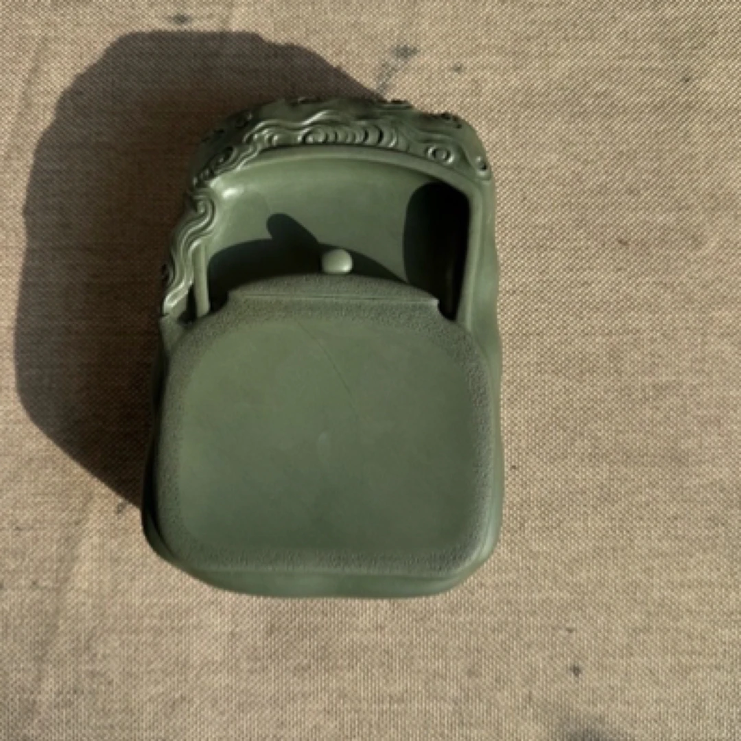 喇嘛涯老坑鸭头绿水壶砚尺寸：14*9.8*3.3*