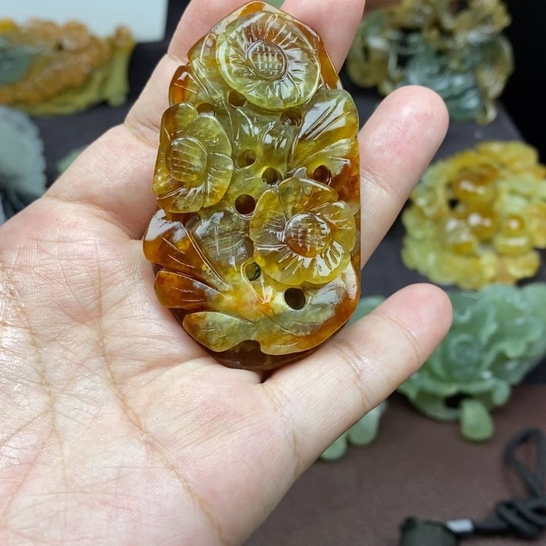 未镶嵌岫玉吊坠(赠链)