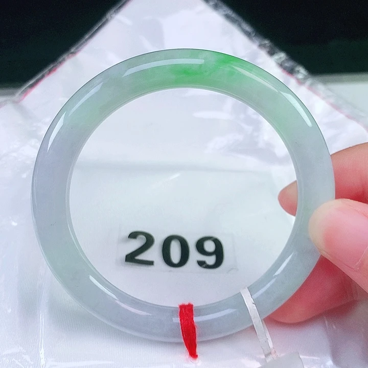 翡翠未镶嵌手镯翡翠手镯