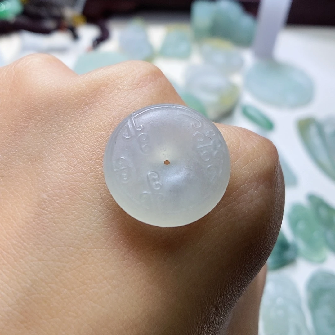 定制翡翠未镶嵌雪花棉仿古扣