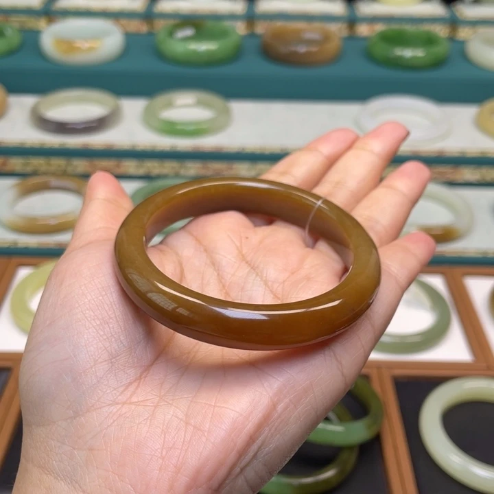 和田玉手镯未镶嵌55