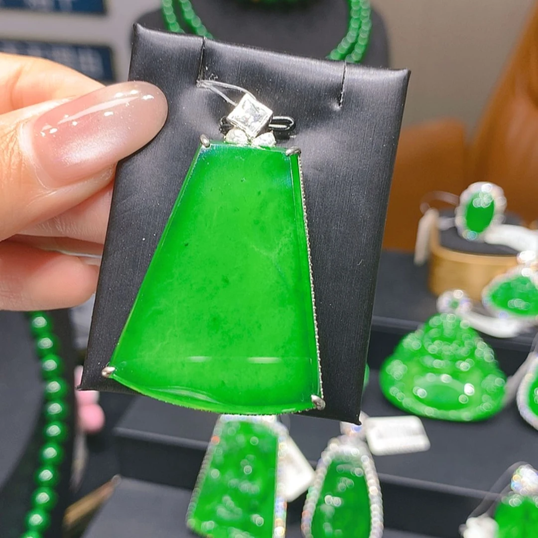 【闪购商品】翡翠银S925镶嵌颈饰7柒姐