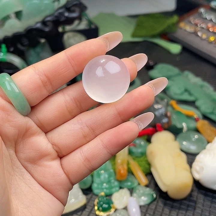石英质玉未镶嵌吊坠