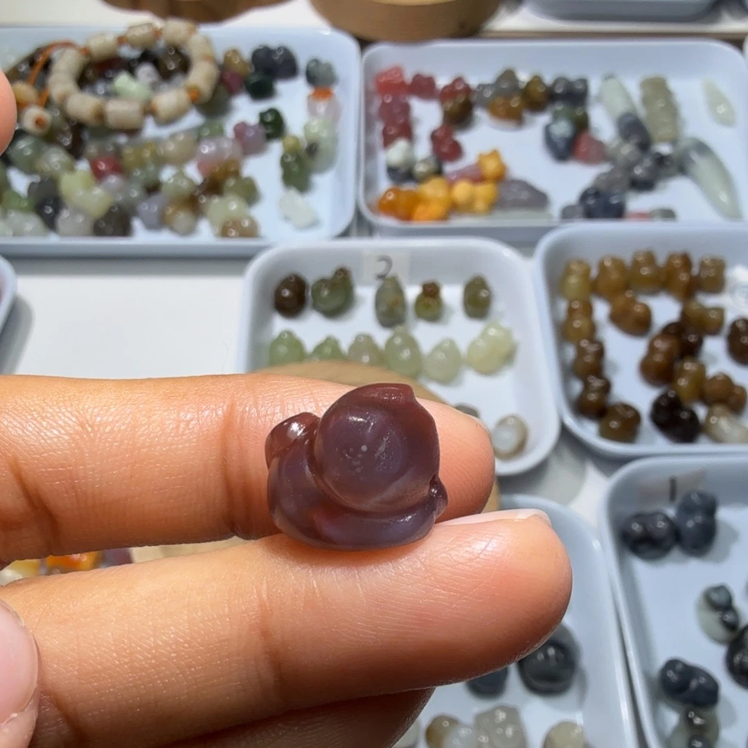 N****和田玉未镶嵌珠宝奇石