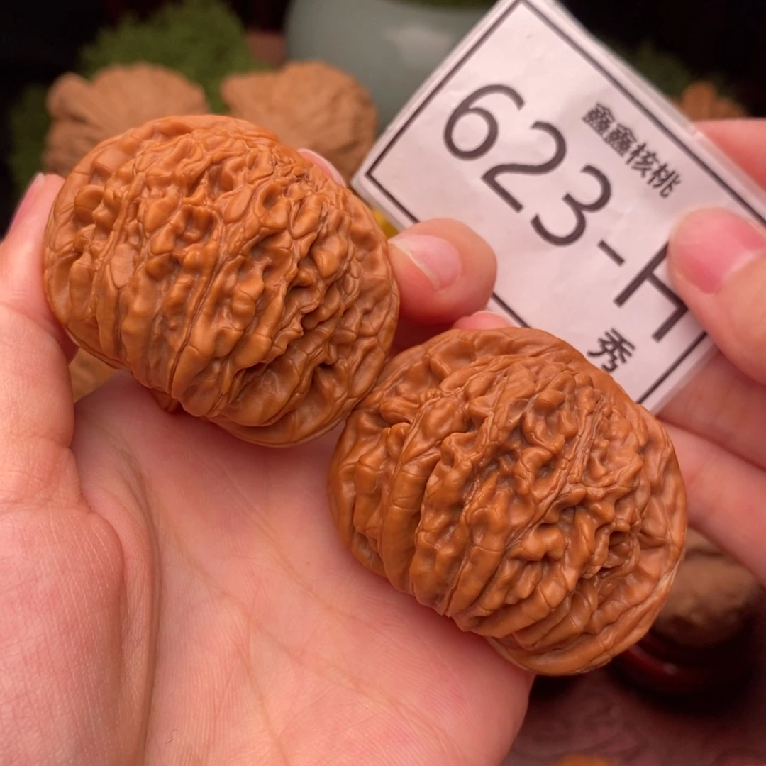 文玩核桃把件汉高楼47