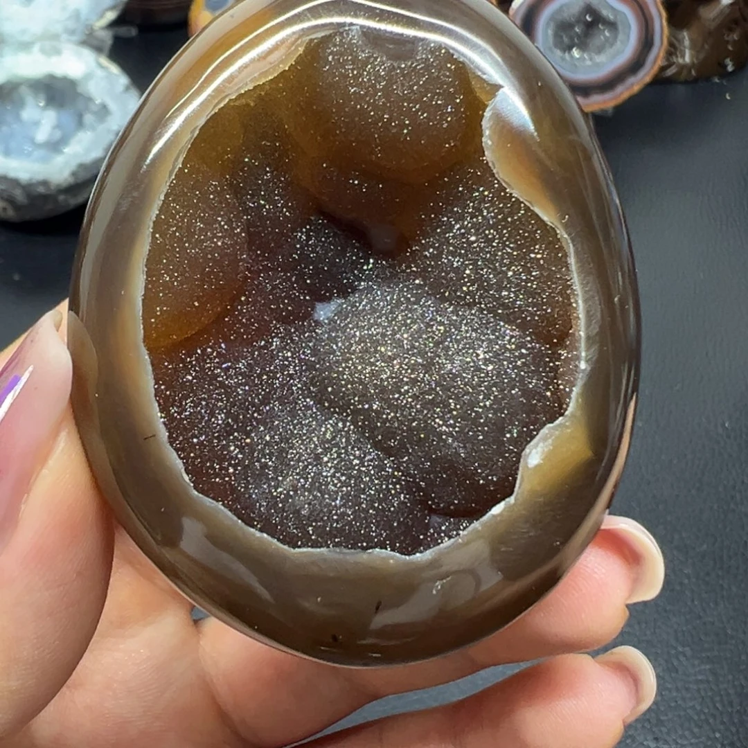 未镶嵌水晶大型摆件（非配饰）