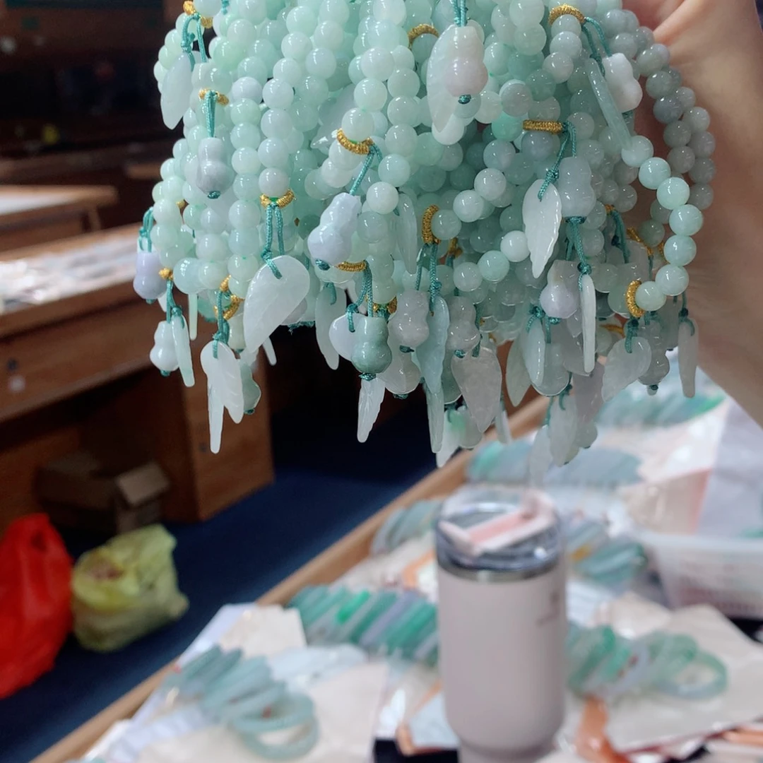 未镶嵌手链翡翠多样性发1