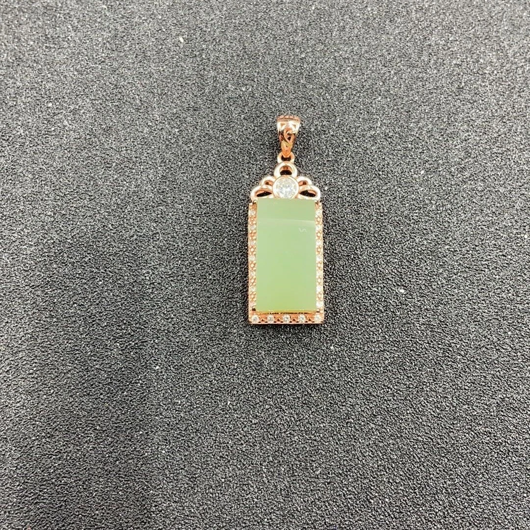 BY0205FWY009 和田玉吊坠