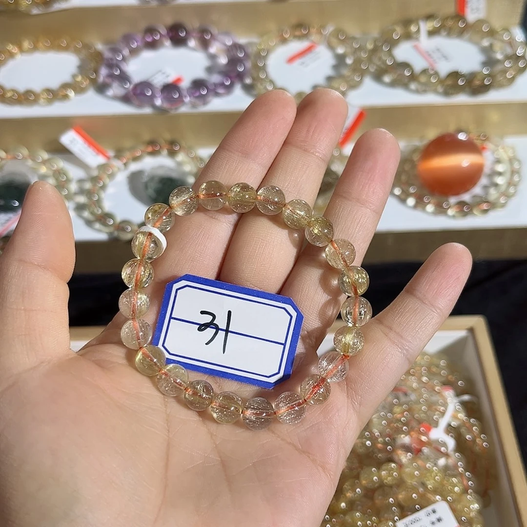 水晶手链未镶嵌小*打晶莹剔透