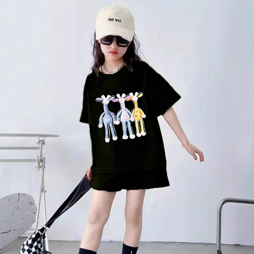 韩版时尚休闲短袖短裤夏天套装中大童可爱女孩独特洋气时髦女童装