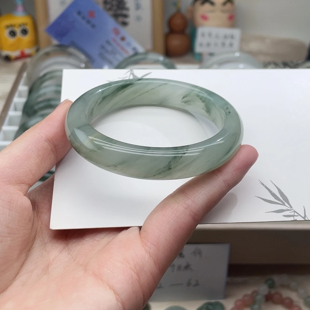 石英质玉（天山翠）未镶嵌手镯55.4圈口