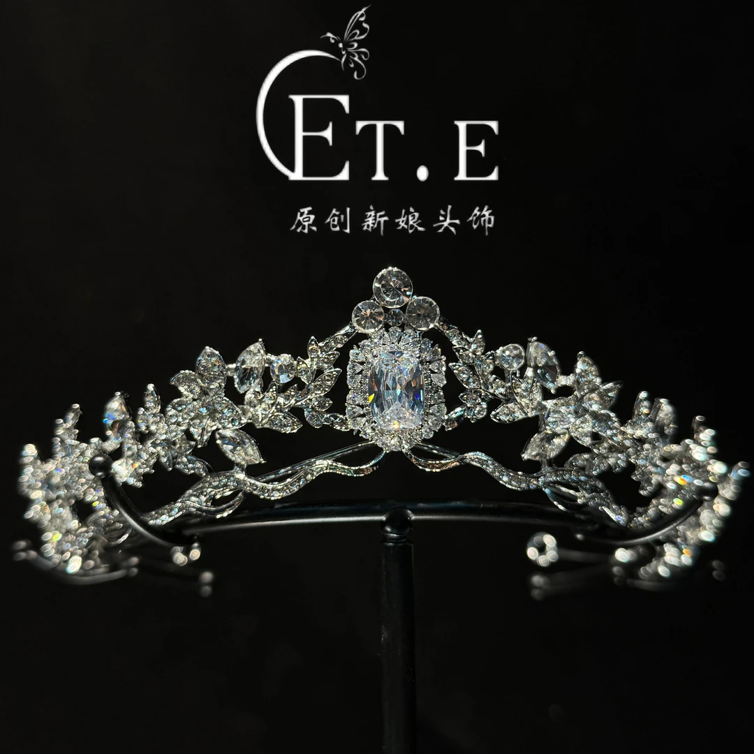 ETE ST1-17787 百搭精致简约小清新新娘皇冠生日冠