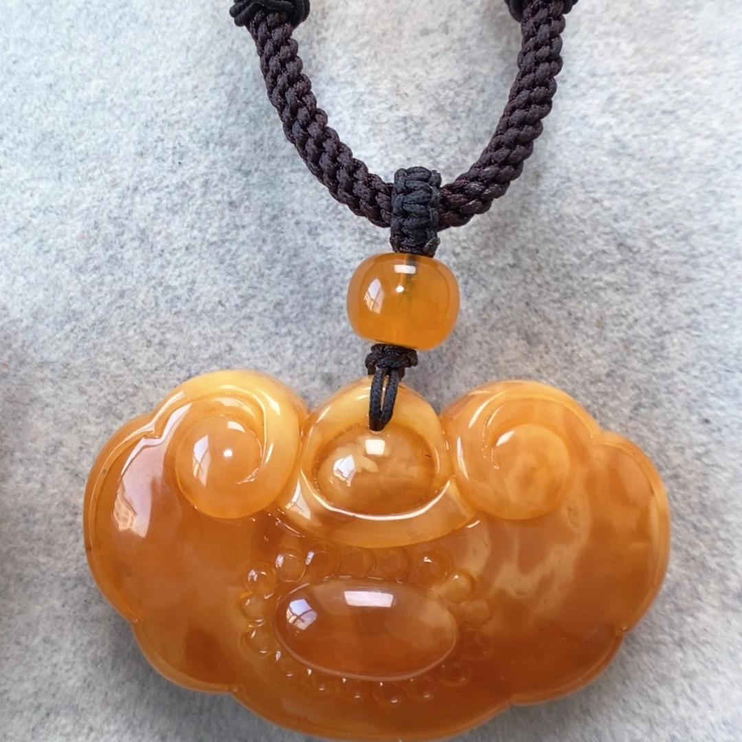 蜜蜡未镶嵌颈饰蜜蜡
