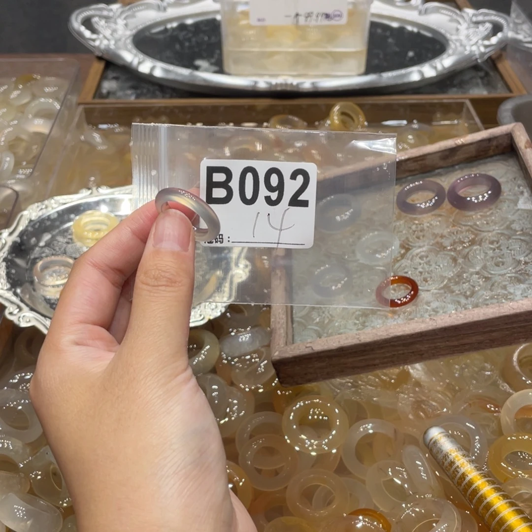 玛瑙/玉髓未镶嵌戒指092