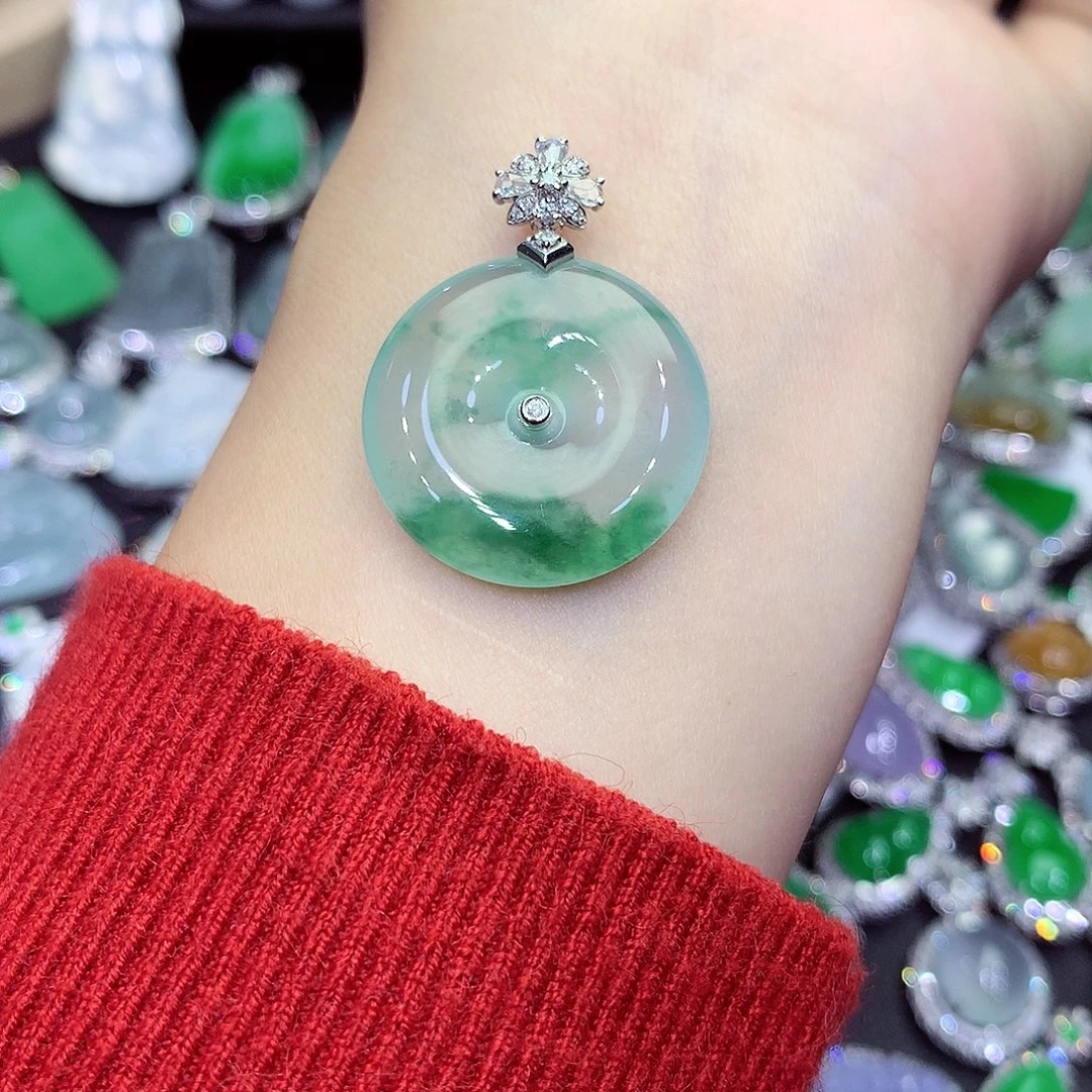 翡翠18K金镶嵌吊坠(不含链)