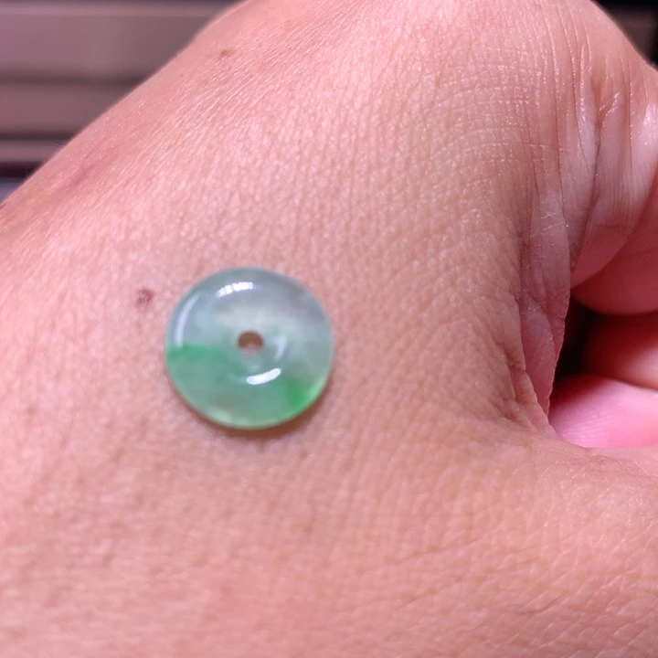 裸石翡翠冰种飘花