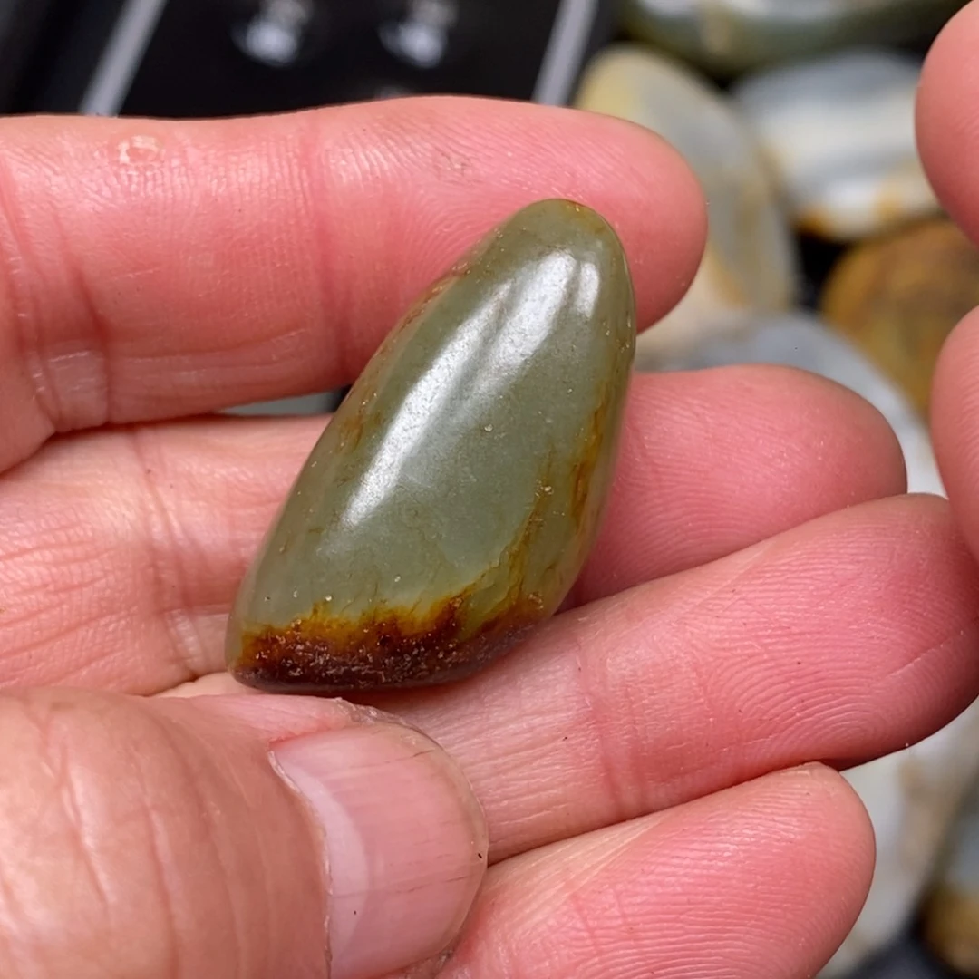 和田玉（糖玉）挂件未镶嵌