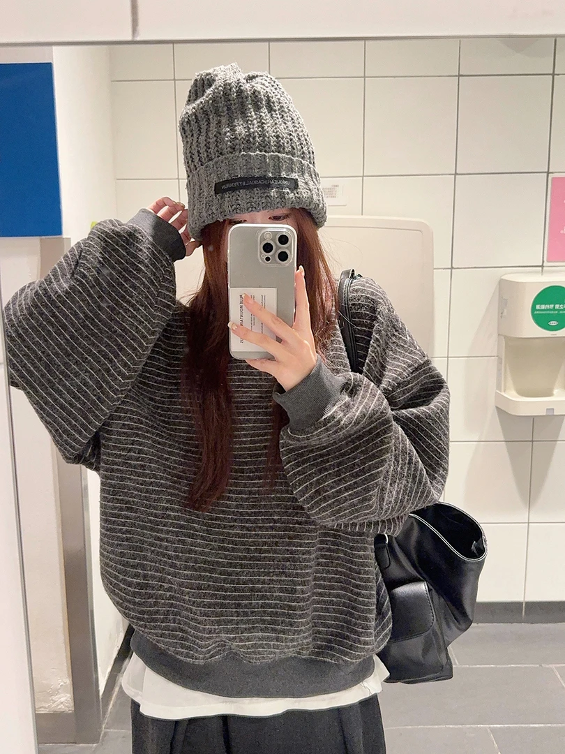 设计感圆领条纹长袖套头卫衣女秋季百搭宽松显瘦休闲上衣慵懒风