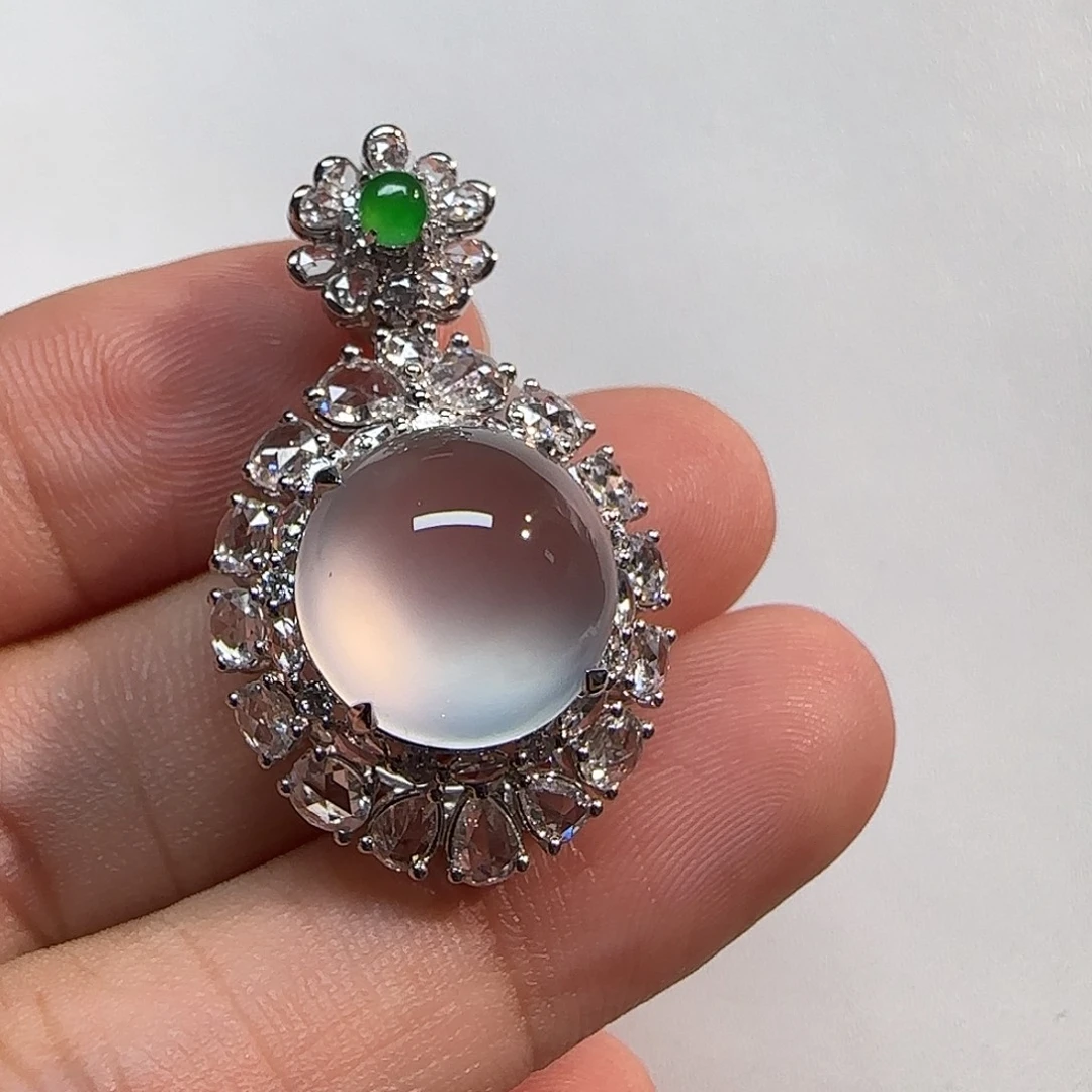 翡翠18K金镶嵌吊坠(不含链)蛋面