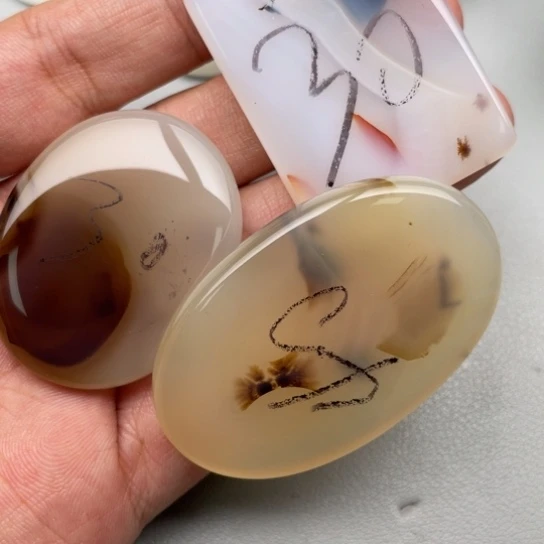 玛瑙/玉髓颈饰未镶嵌用****6