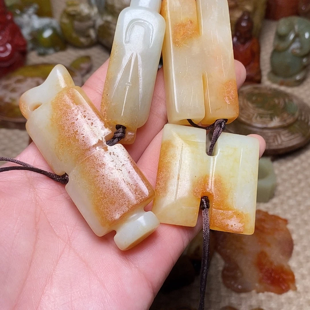 蛇纹石玉未镶嵌颈饰