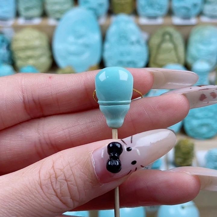 绿松石未镶嵌珠宝奇石