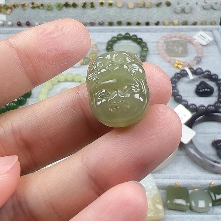 和田玉未镶嵌珠宝半成品