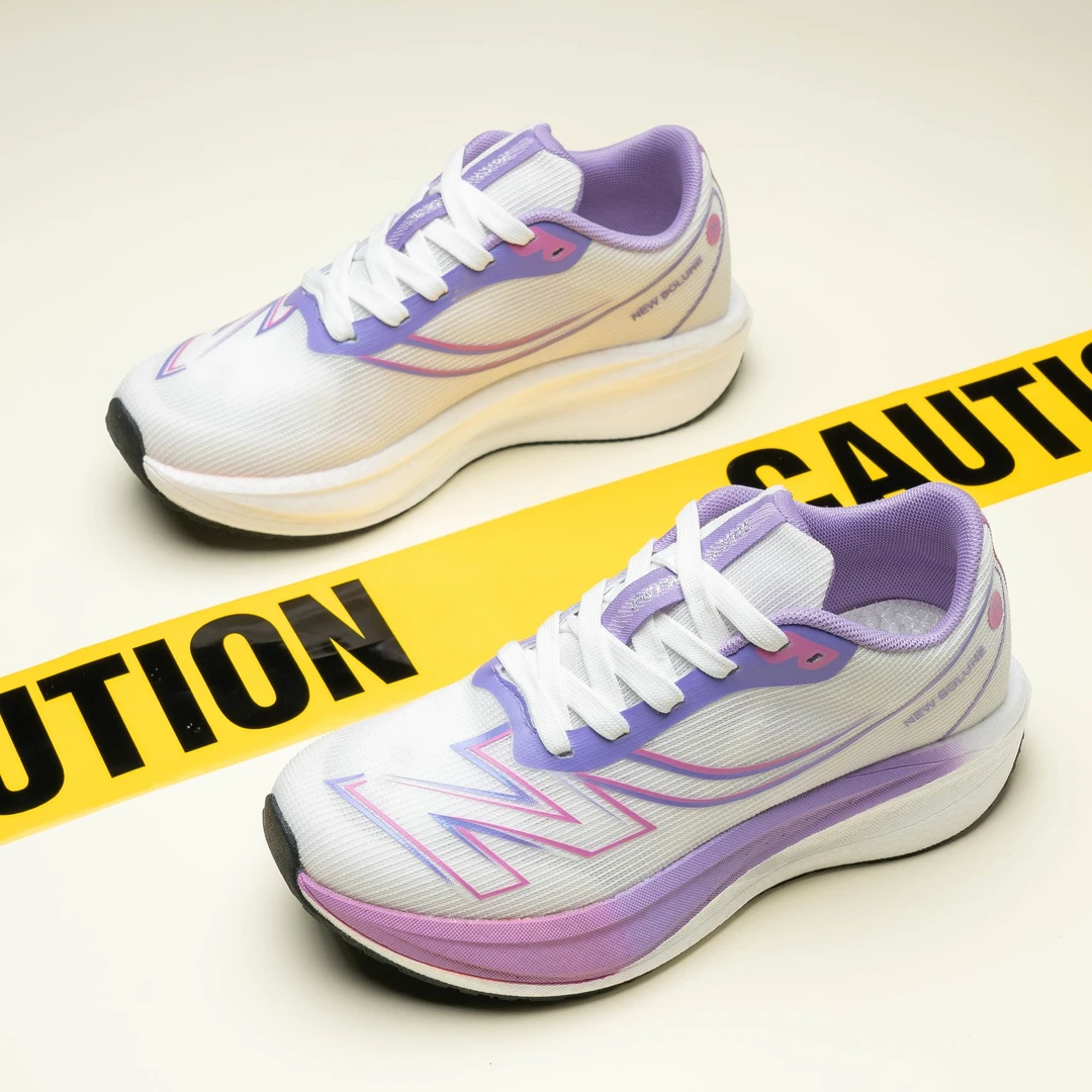 NEW BOLUNE/新百伦运动鞋男女情侣跑步鞋防水抗污网面防水休闲鞋