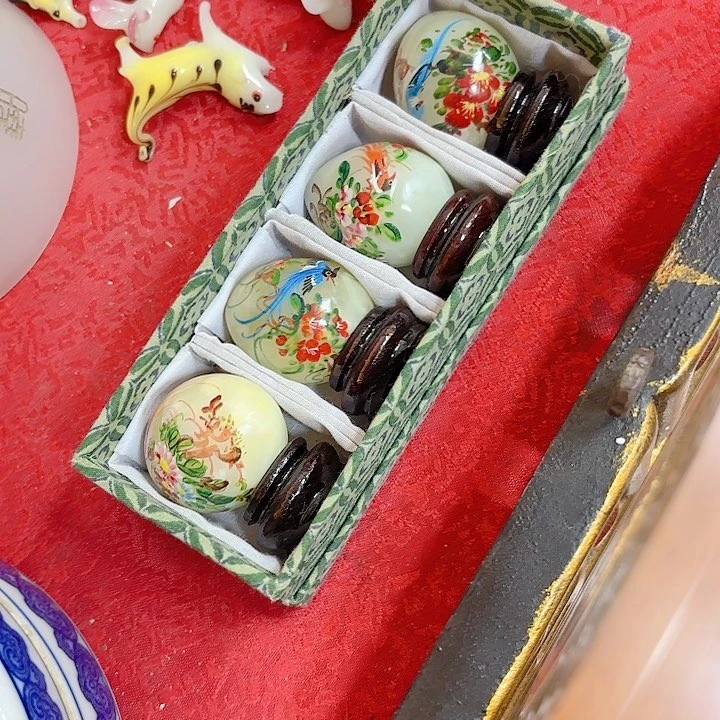 摆件雪**花陶瓷摆件不固定一套带盒子