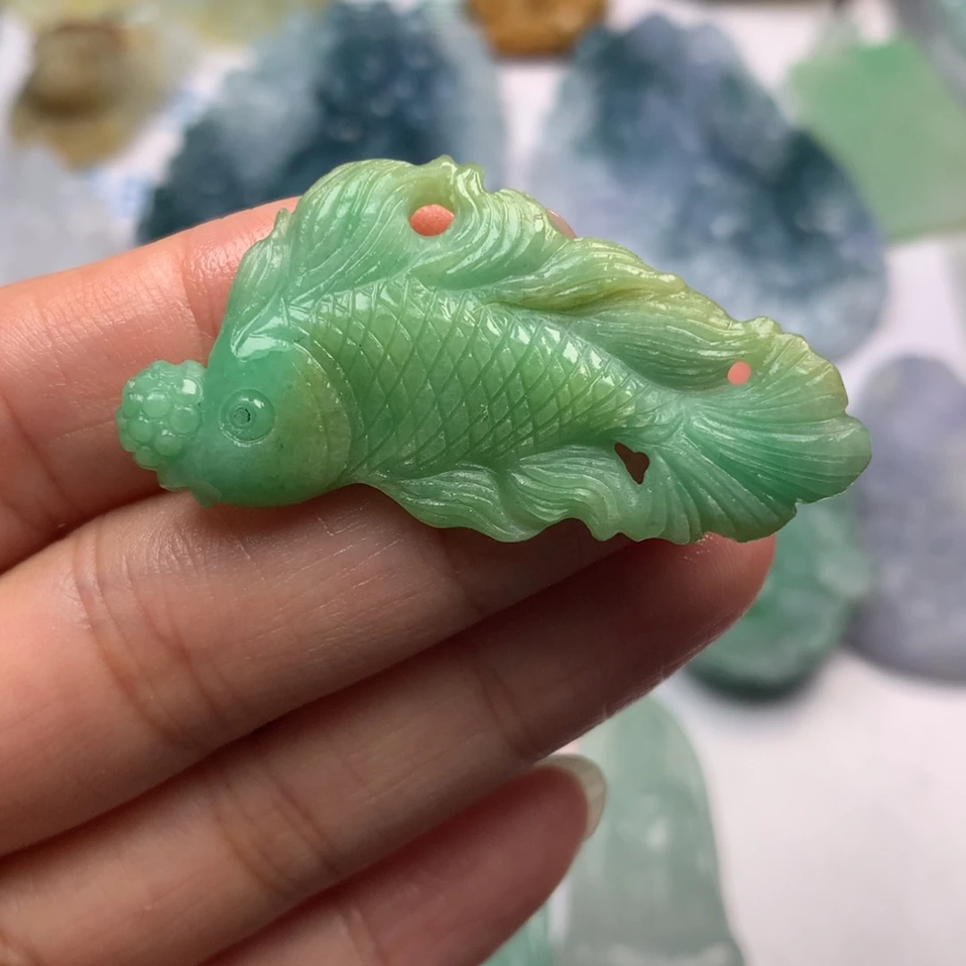 翡翠未镶嵌颈饰翡翠