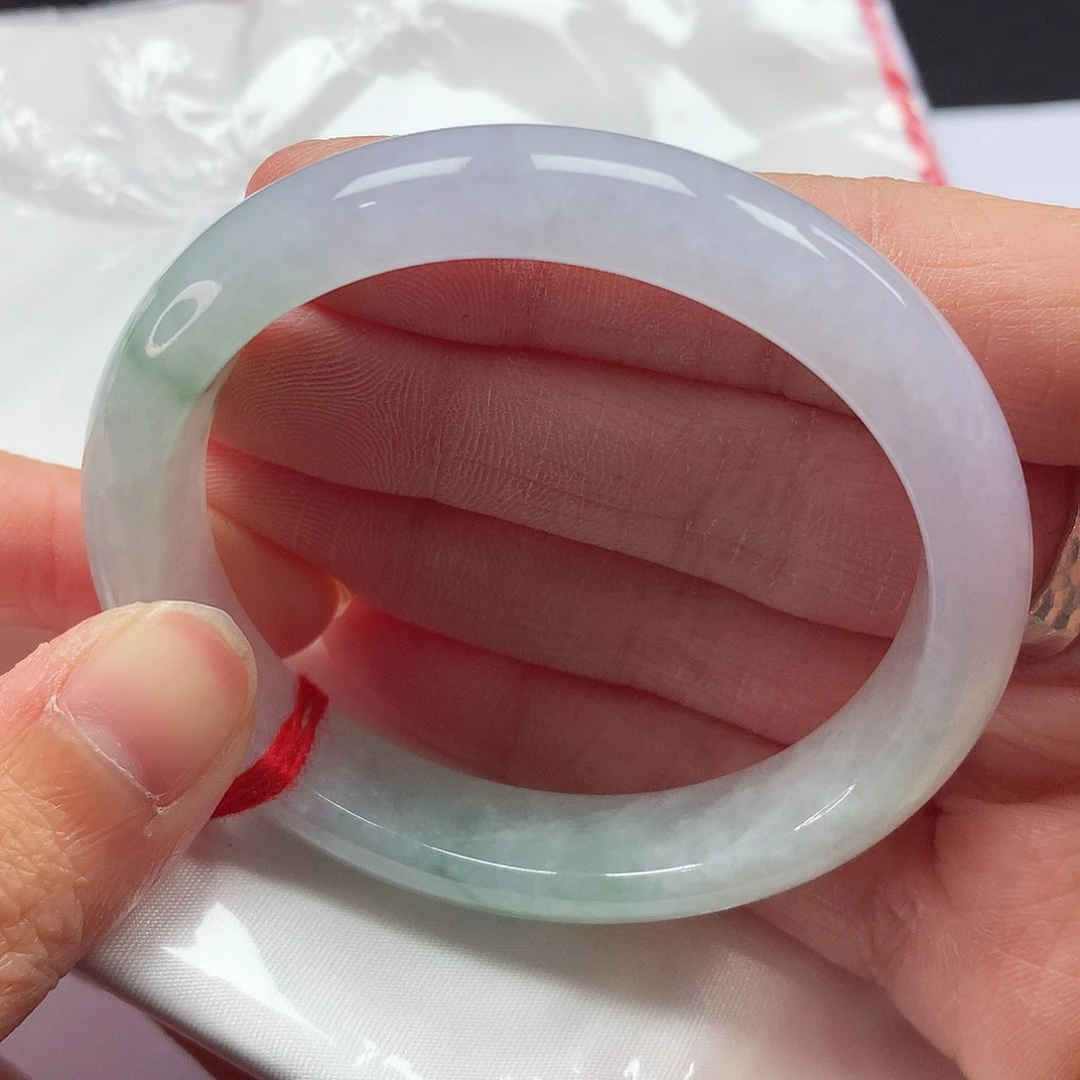 翡翠手镯未镶嵌53圈贵妃