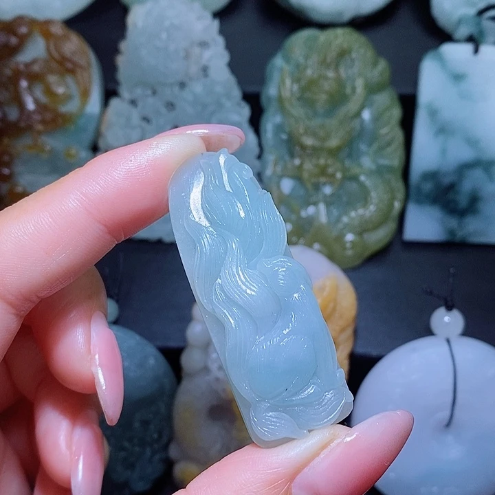 定制翡翠未镶嵌翡翠