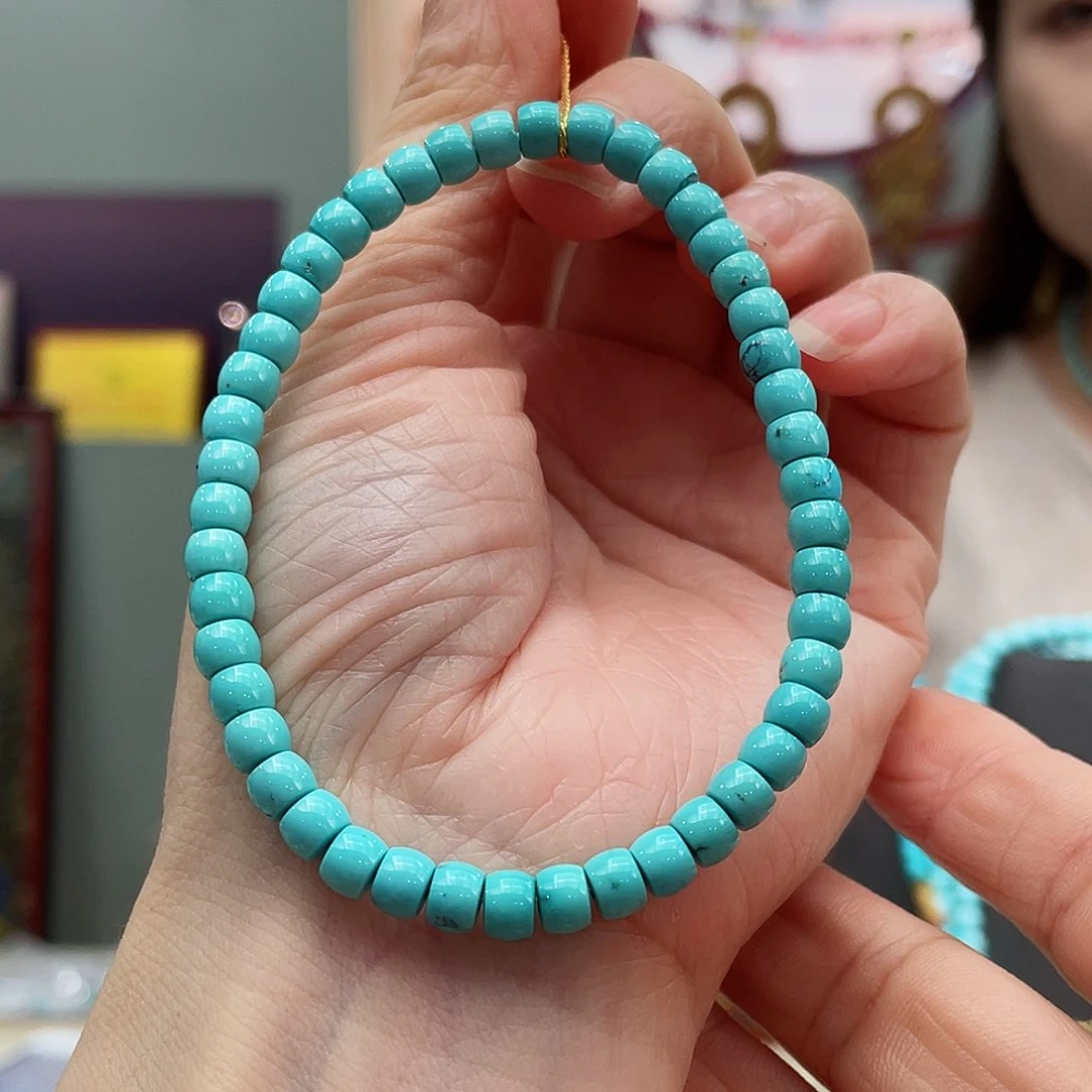 绿松石颈饰未镶嵌