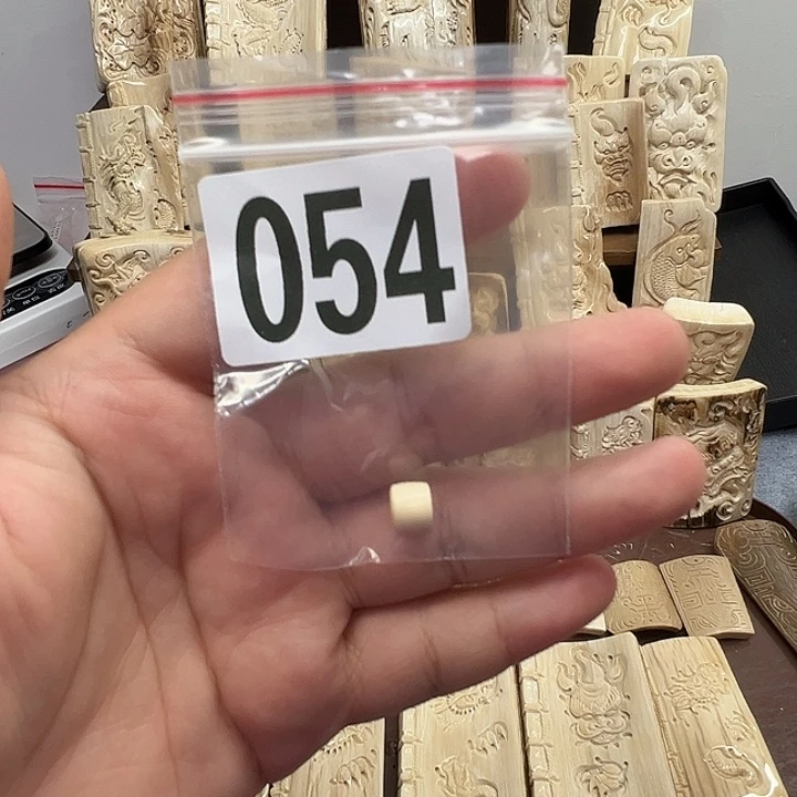 天然猛犸牙雕刻品