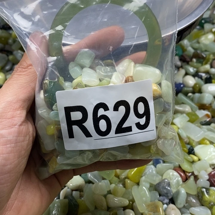 蛇纹石玉未镶嵌鱼缸石