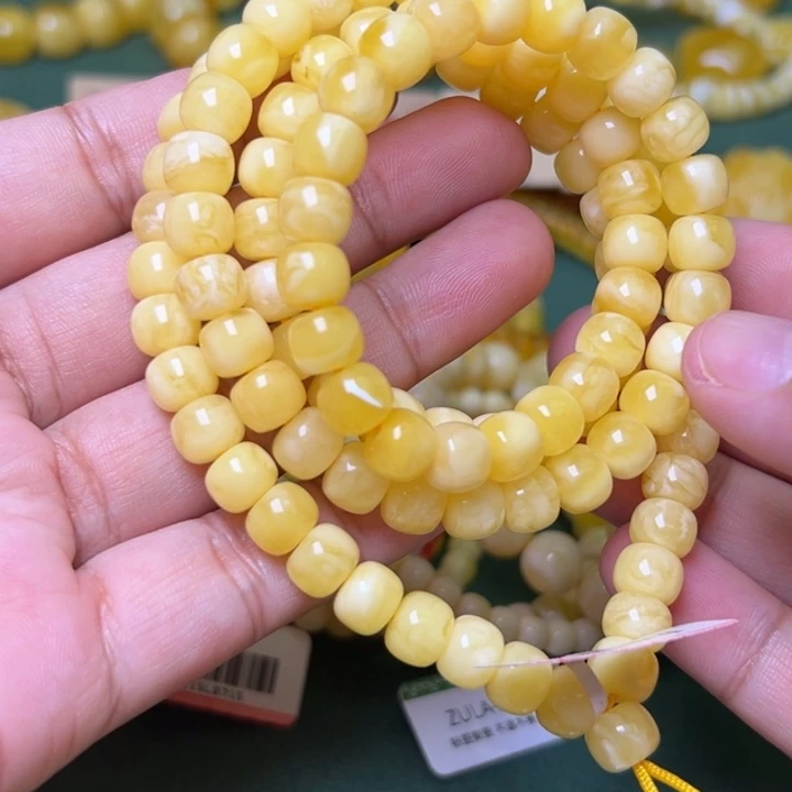 蜜蜡未镶嵌珠宝奇石