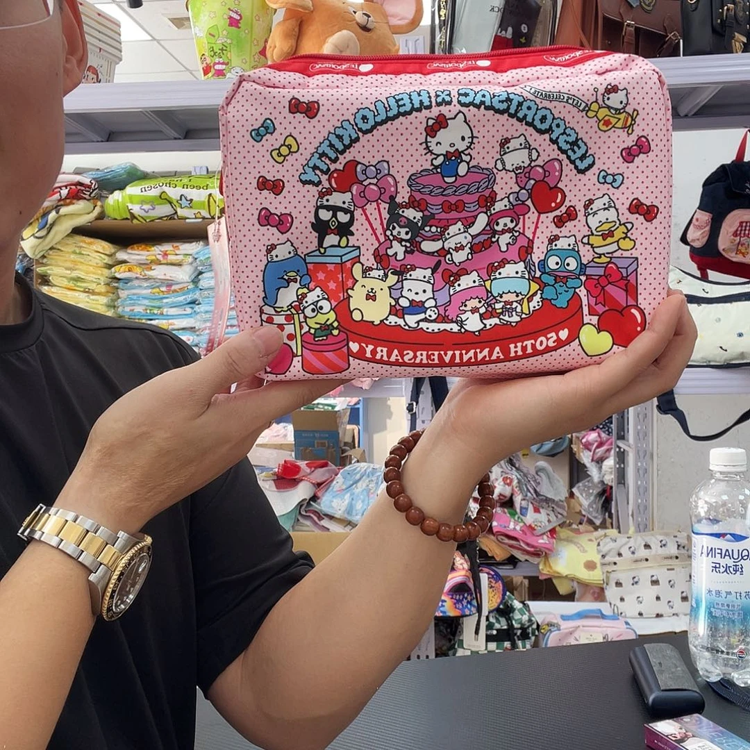 PU化妆包等产品和产品