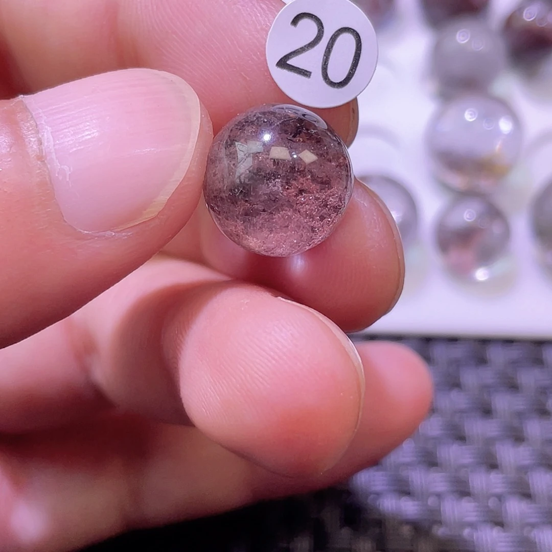 夏****未镶嵌吊坠(不含链)水晶