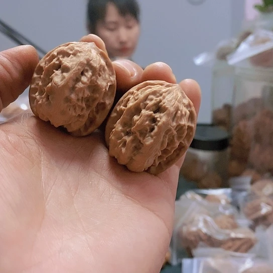 【闪购商品】把件文玩核桃34野狼小众