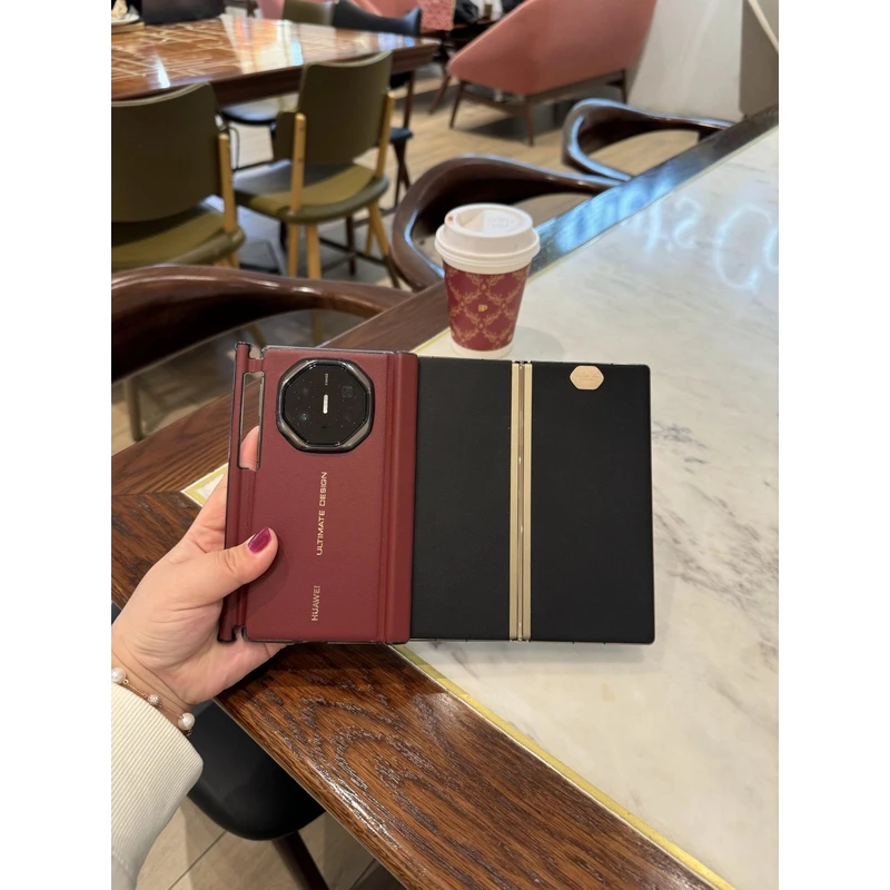 适用于华为Mate XT三折叠双中轴折叠手机壳 皮革材质