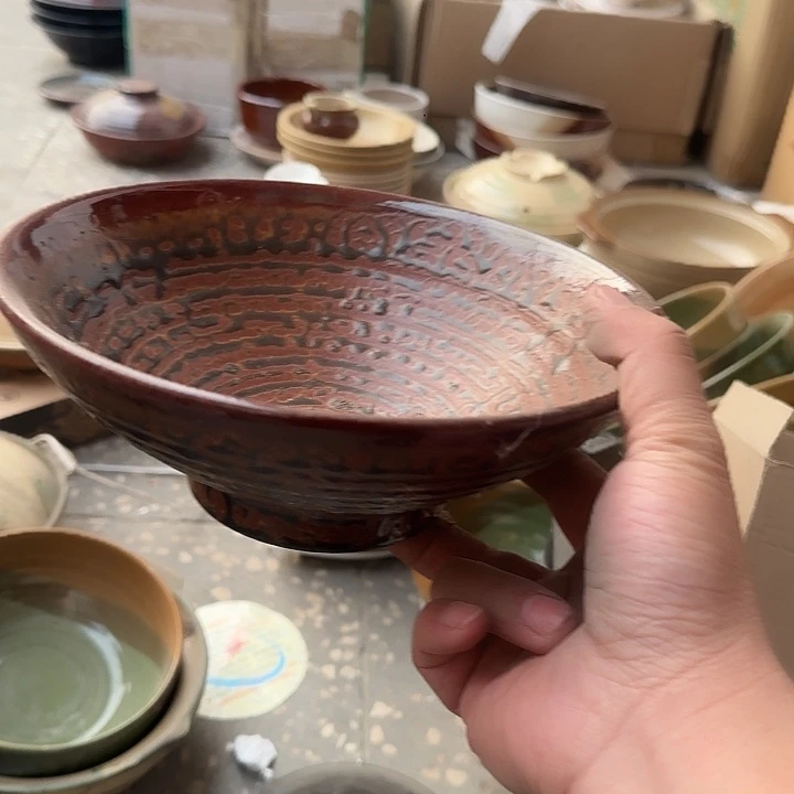 瓷片陶瓷盘子碗啥都有