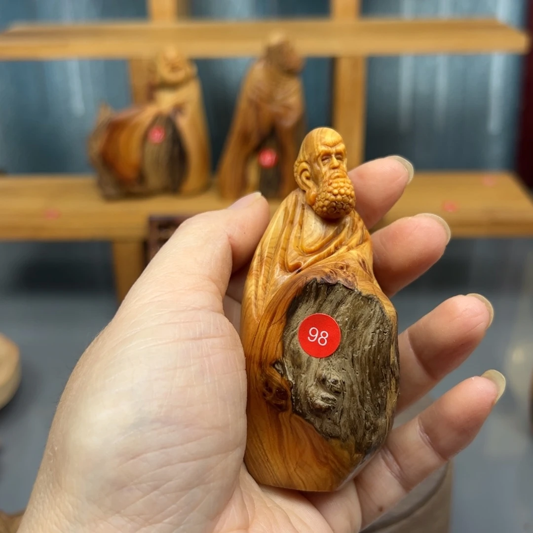 王***阳木崖柏木摆件手把件