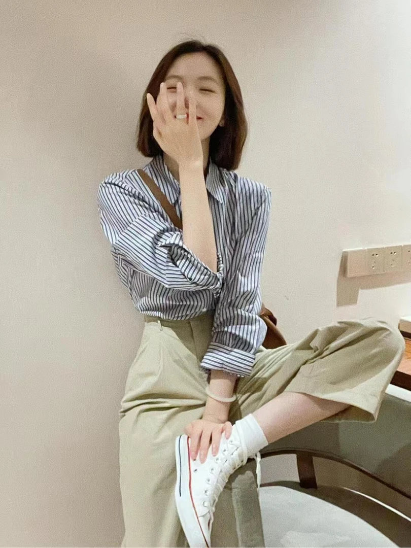 【南屏晚风】时尚气质条纹衬衫上衣卡其色休闲长裤高级慵懒两件套