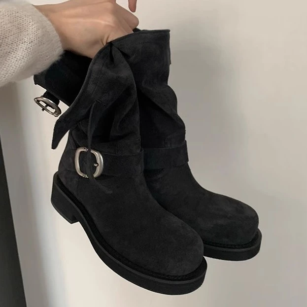 2025年新款复古皮带扣圆头厚底增高机车靴女靴子中筒马丁靴堆堆靴