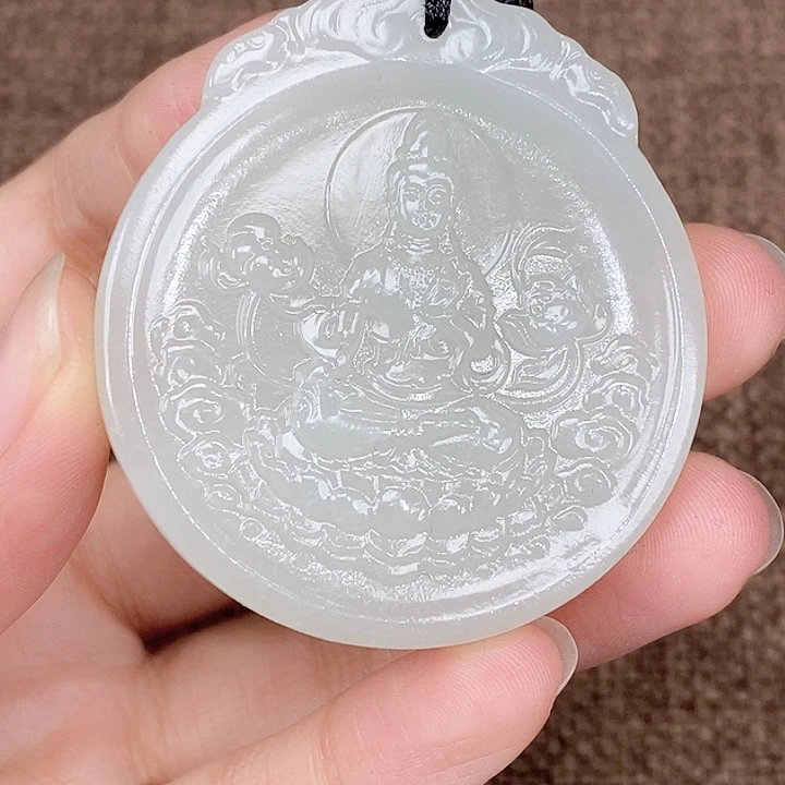 颈饰未镶嵌和田玉