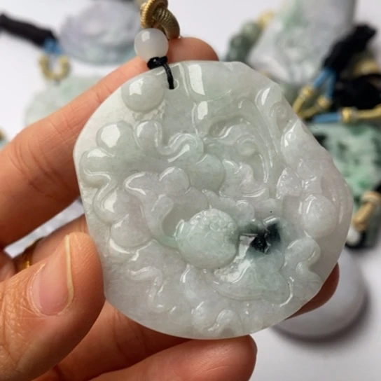 翡翠未镶嵌挂件翡翠