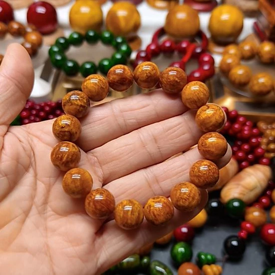 小****松木琥珀木手串留疤1.3尺寸