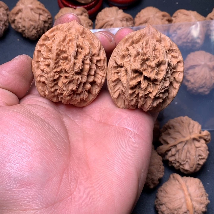 文玩核桃把件45大花86