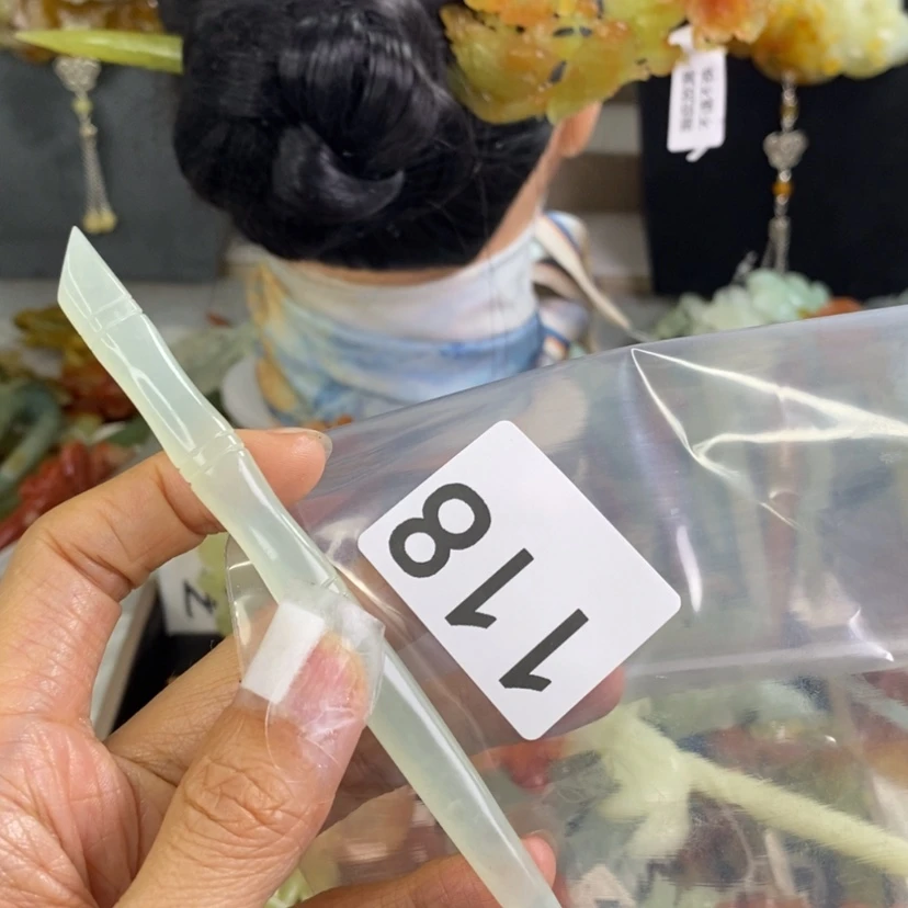 【闪购商品】岫玉发饰未镶嵌飘*?