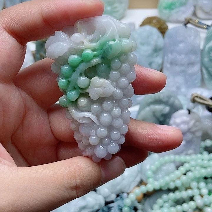 翡翠未镶嵌吊坠(不含链)1